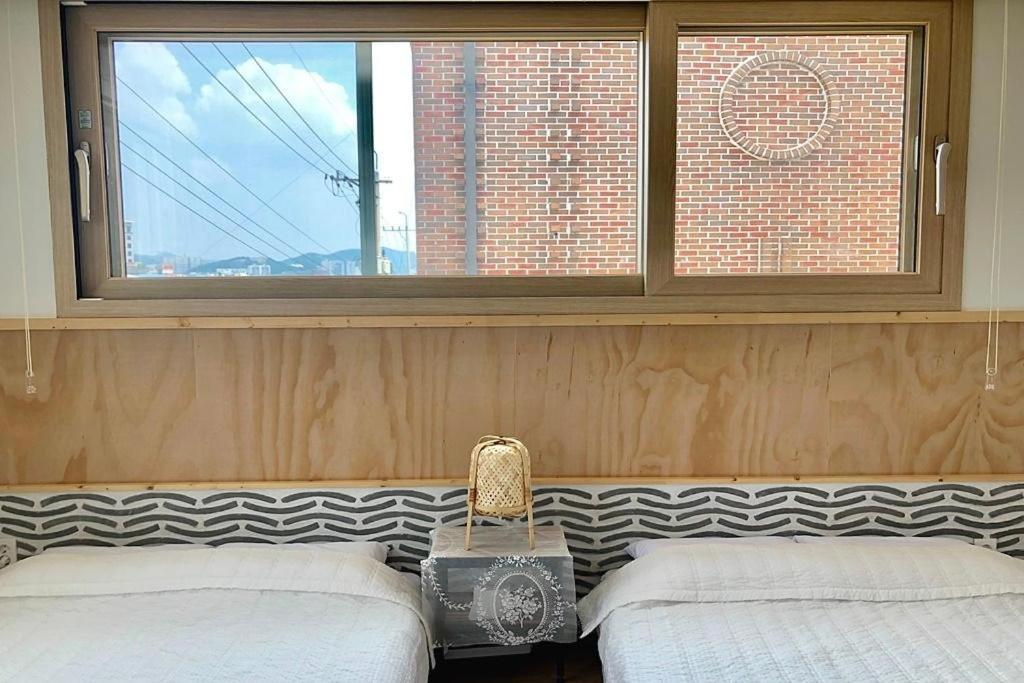 Cheukhu-Dong 19Street Guesthouse Mokpo Ngoại thất bức ảnh