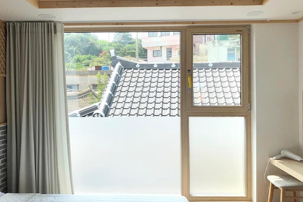 Cheukhu-Dong 19Street Guesthouse Mokpo Ngoại thất bức ảnh