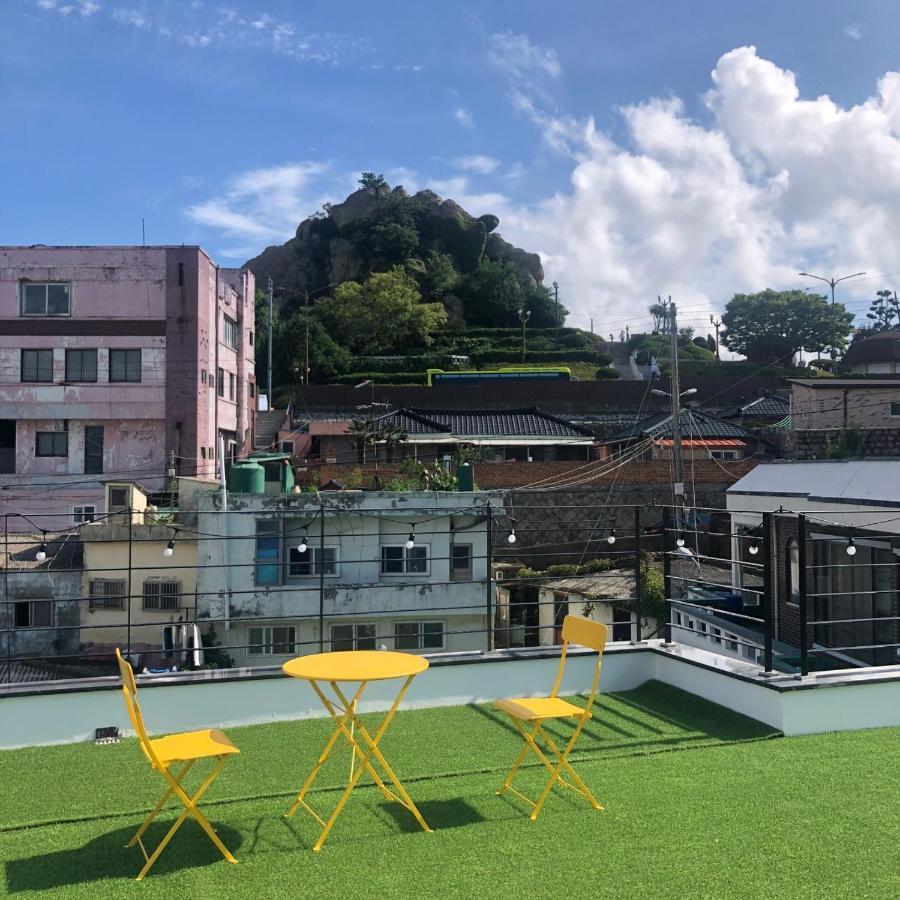 Cheukhu-Dong 19Street Guesthouse Mokpo Ngoại thất bức ảnh