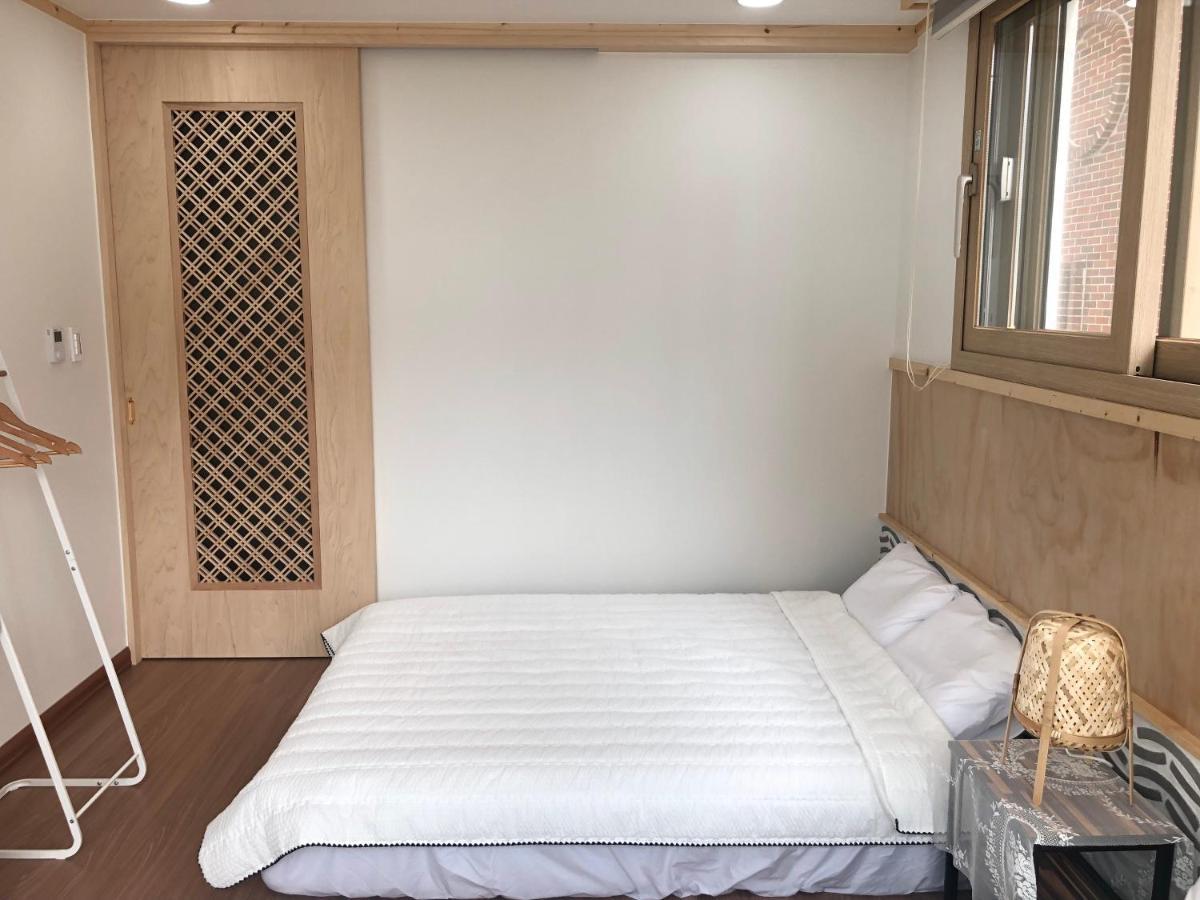 Cheukhu-Dong 19Street Guesthouse Mokpo Ngoại thất bức ảnh