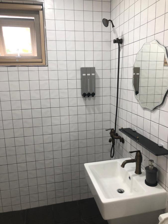 Cheukhu-Dong 19Street Guesthouse Mokpo Ngoại thất bức ảnh